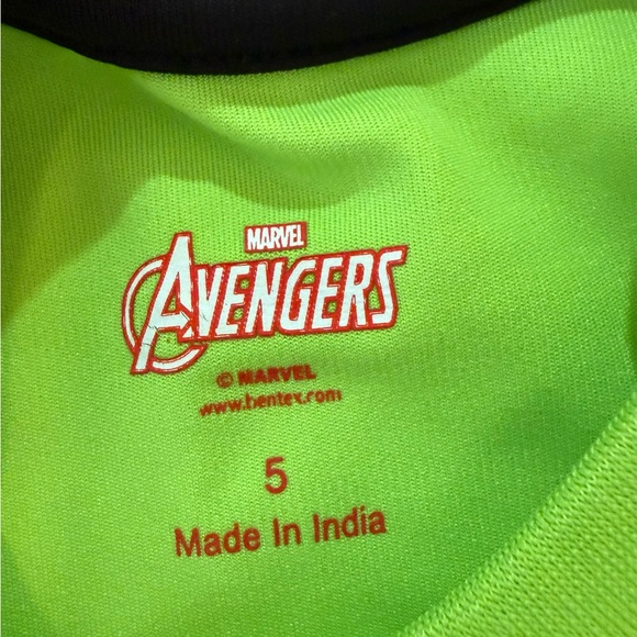 Marvel Avengers Kids Green Top and Purple Shorts Superhero Costume - Picture 3 of 5